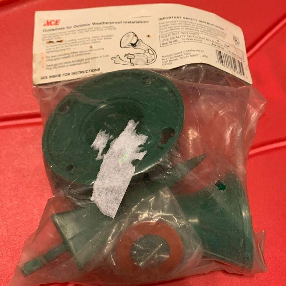 ACE Portable Floodlight Kit - Picture 3 of 5